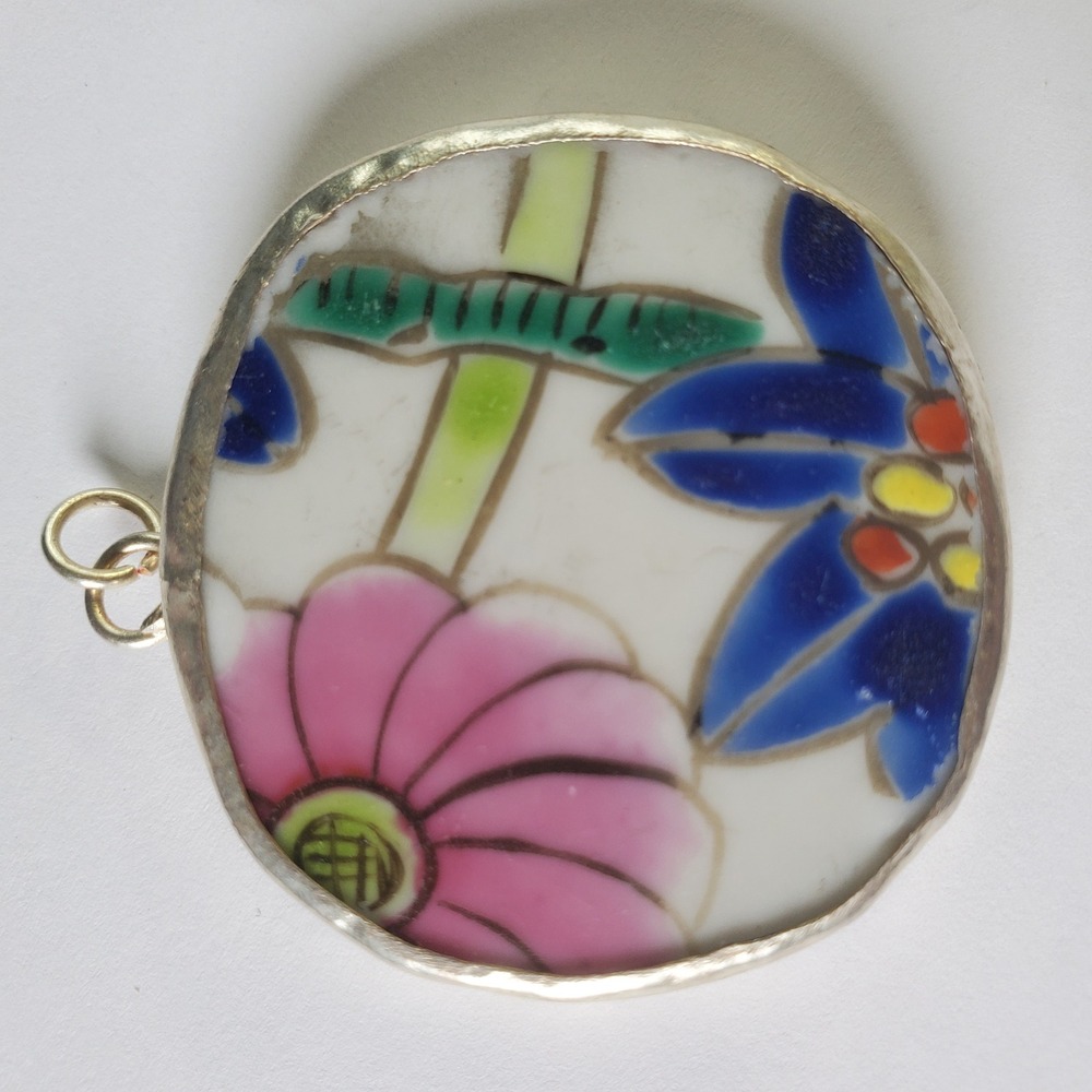 Floral Porcelain Pottery Shard Pendant Pink & Blue Vintage Broken China Jewelry - Picture 3 of 12
